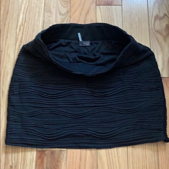 Urban Outfitters black miniskirt - Picture 2 of 3